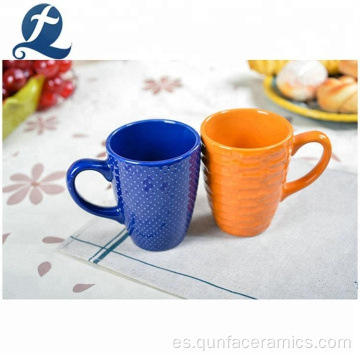 Taza de café de cerámica colorida modificada para requisitos particulares del logotipo de la impresión